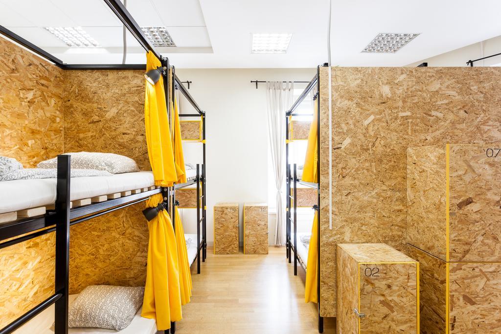 Avenue Hostel Boedapest Buitenkant foto